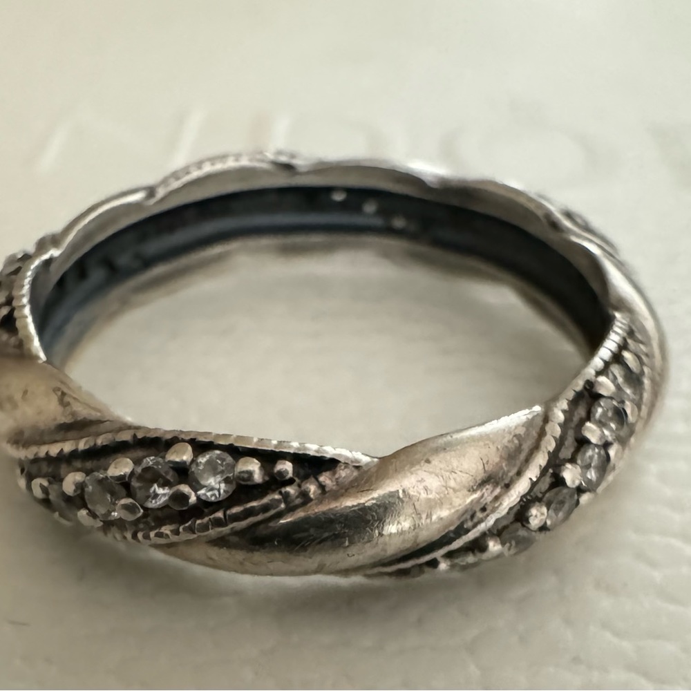 Pandora Ring